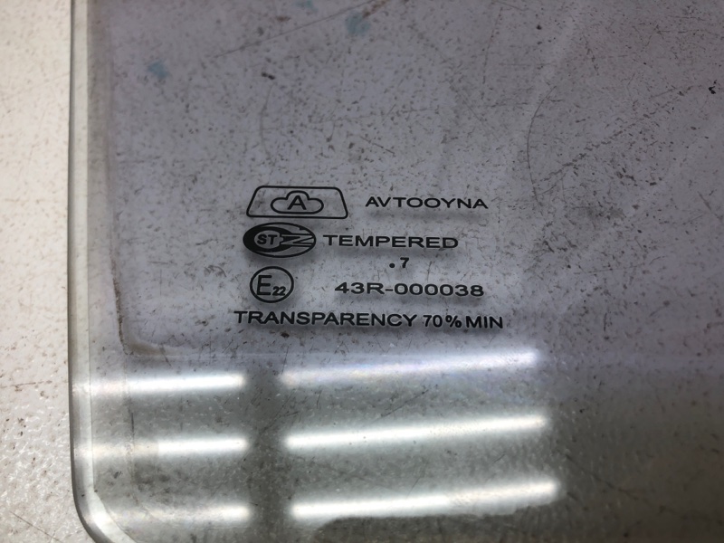 Стекло двери ( форточка ) Daewoo Matiz