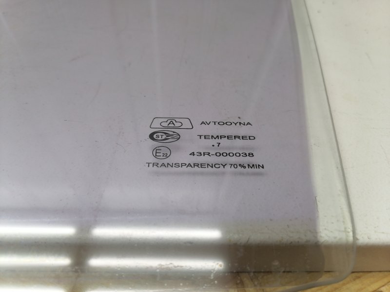 Стекло двери Daewoo Matiz
