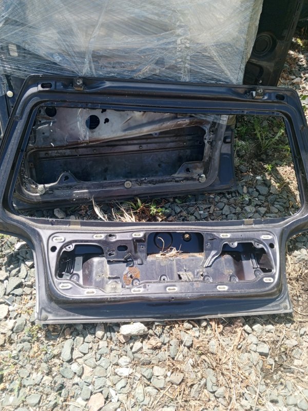 Дверь багажника Volkswagen Golf 3