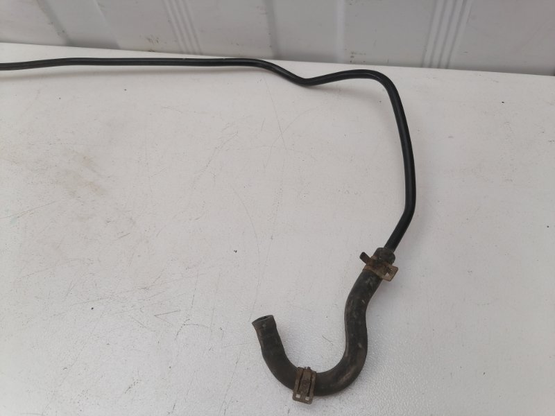 Трубка системы охлаждения Ford Fusion