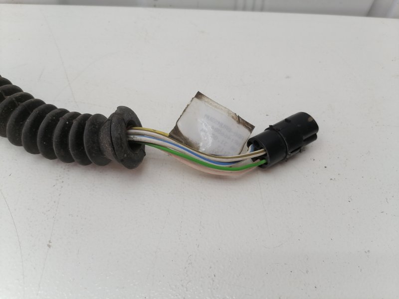 Проводка двери Volvo 460