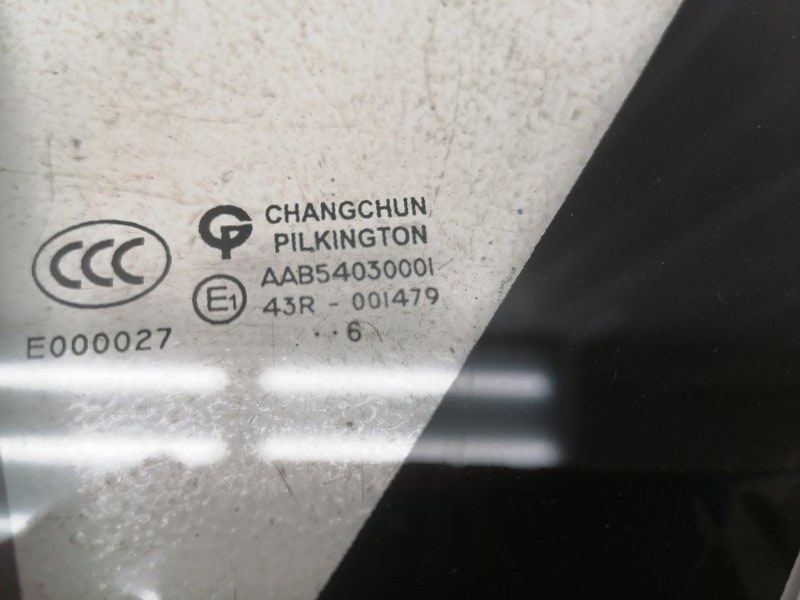 Стекло боковое Hafei Brio (Lobo)