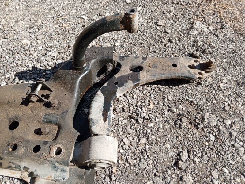 Балка подвески Ford Fusion