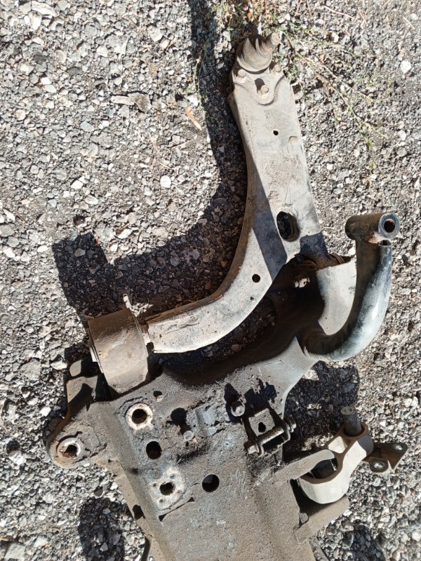 Балка подвески Ford Fusion