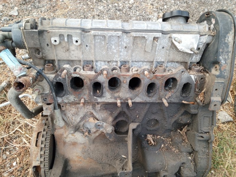 Двигатель по запчастям Volvo 460