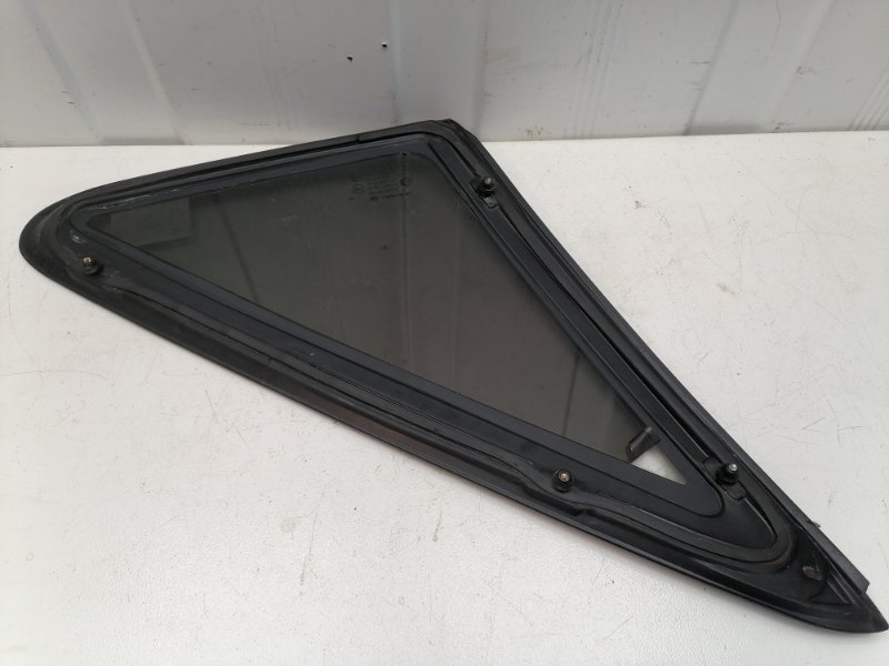 Стекло боковое Daewoo Nexia N100