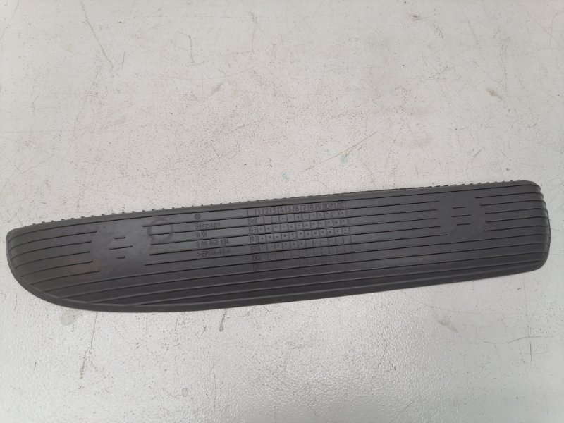 Коврик кармашка двери Volkswagen Passat B5
