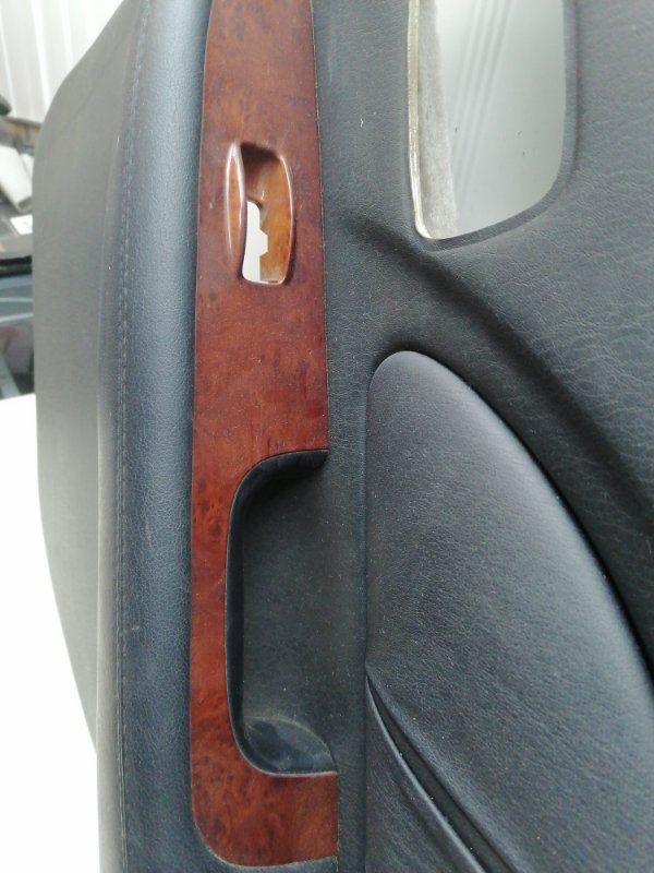 Обшивка двери Hyundai Sonata EF
