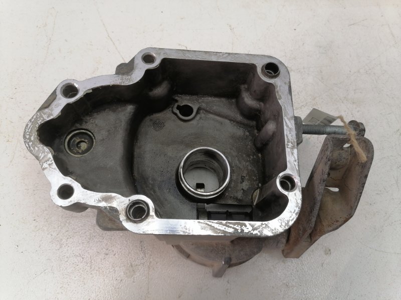 Крышка кпп Skoda Octavia 1U