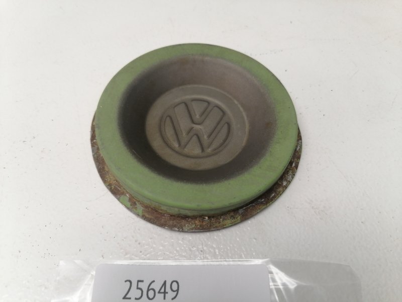 Крышка кпп Volkswagen Golf 3