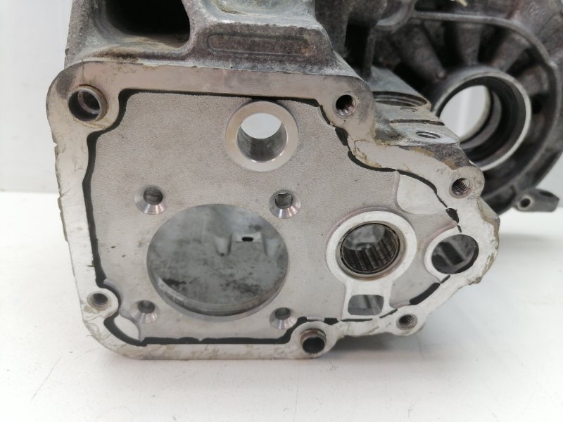 Корпус МКПП Volkswagen Golf 3