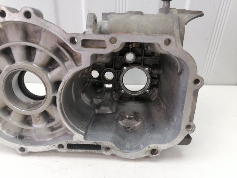 Корпус кпп Volkswagen Bora