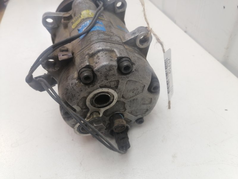 Компрессор кондиционера Volvo 460