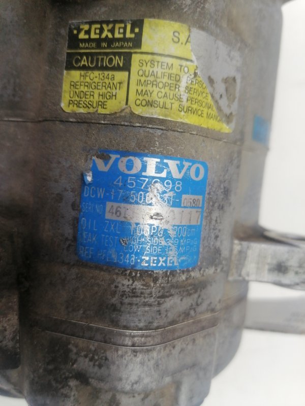 Компрессор кондиционера Volvo 460