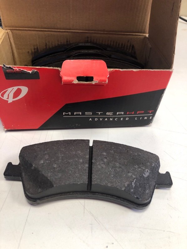 Колодки тормозные передние Toyota Auris E150