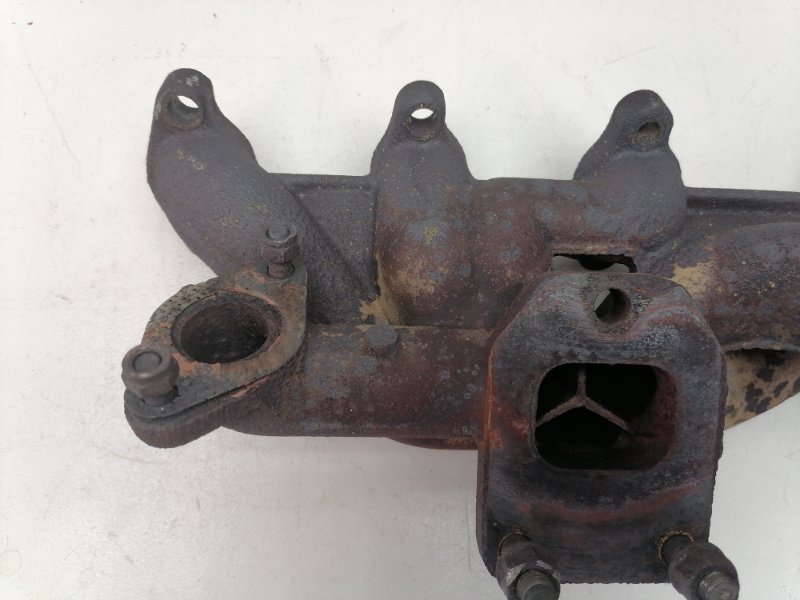 Коллектор выпускной Volkswagen Transporter T4