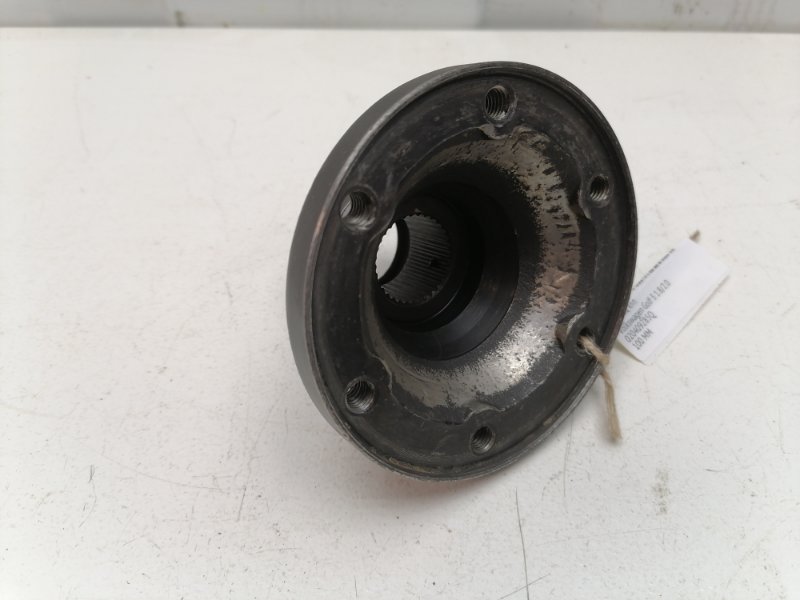 Фланец кпп Volkswagen Golf 3 1.8/2.0