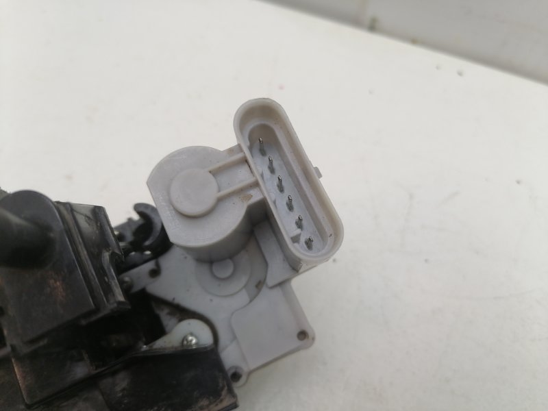 Замок двери Fiat Albea