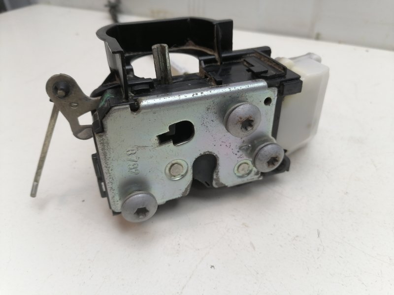 Замок двери Fiat Albea