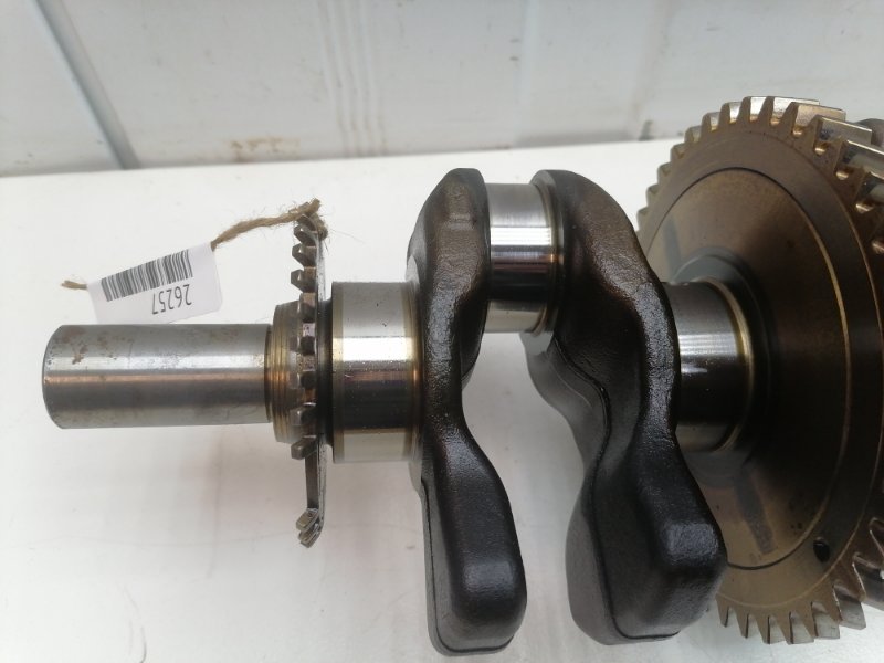 Коленвал Lexus RX200t