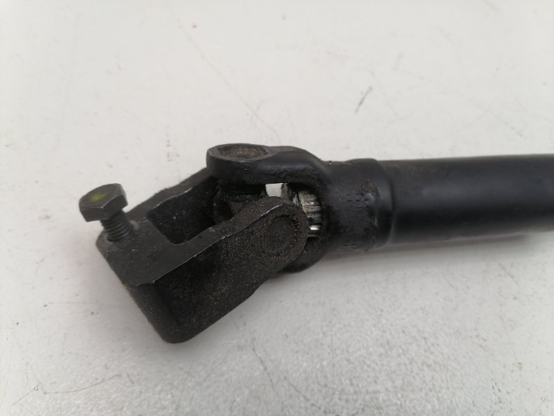 Вал рулевой Volkswagen Transporter T4