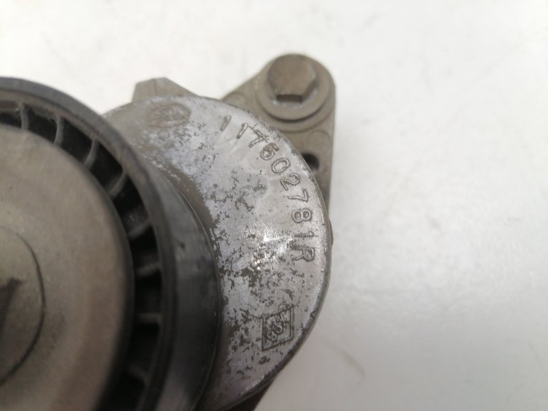 Натяжитель ремня генератора Lada Largus VESTA