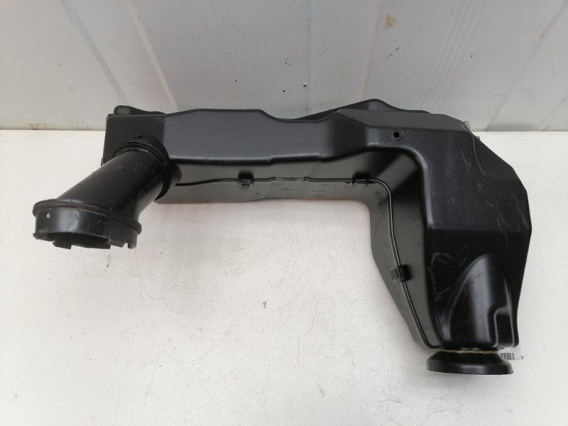 Резонатор воздушного фильтра Lada Largus