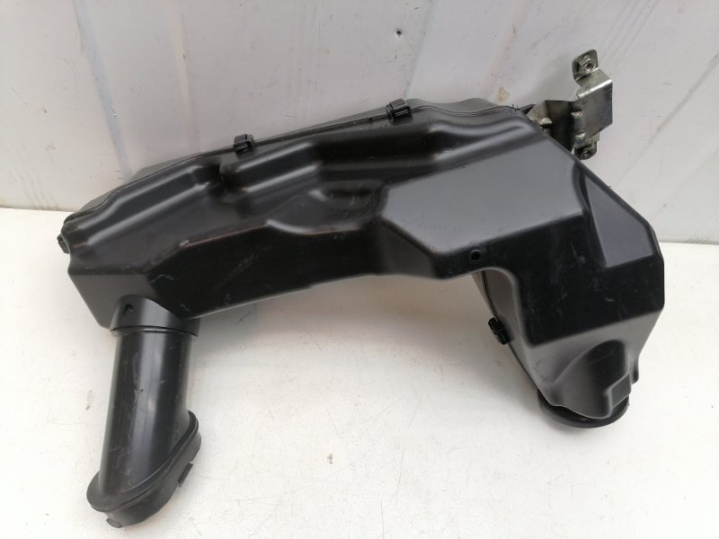 Резонатор воздушного фильтра Lada Largus