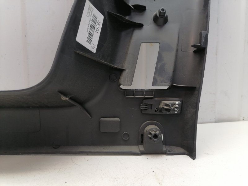 Обшивка стойки Lada Largus