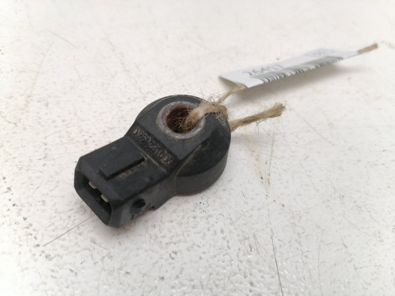 Датчик детонации Volvo 460