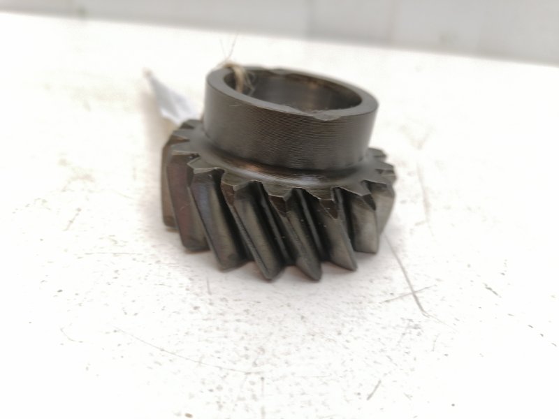 Шестерня заднего хода Audi 80 B3