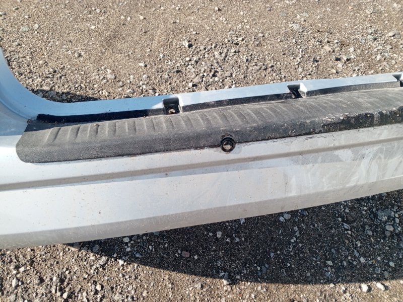 Бампер Lada Largus