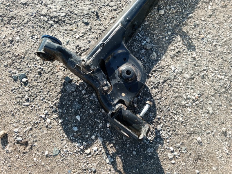 Балка подвески Lada Largus