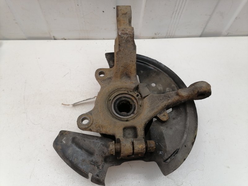 Кулак подвески Lada Largus