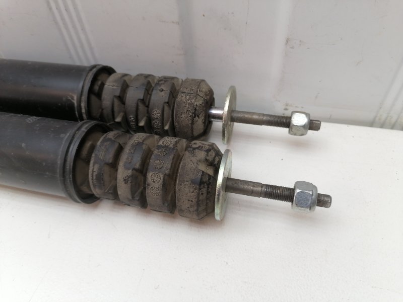 Амортизатор Lada Largus