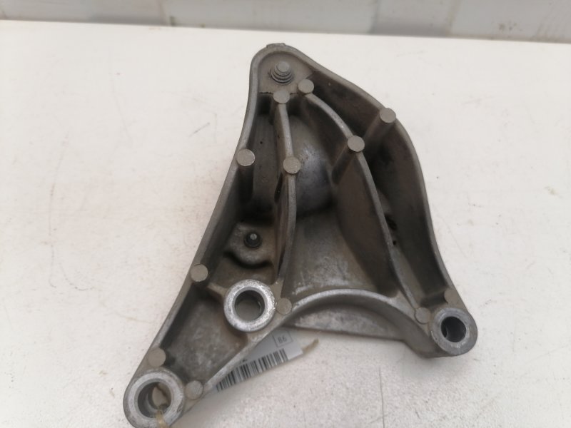 Кронштейн двигателя Lada Largus