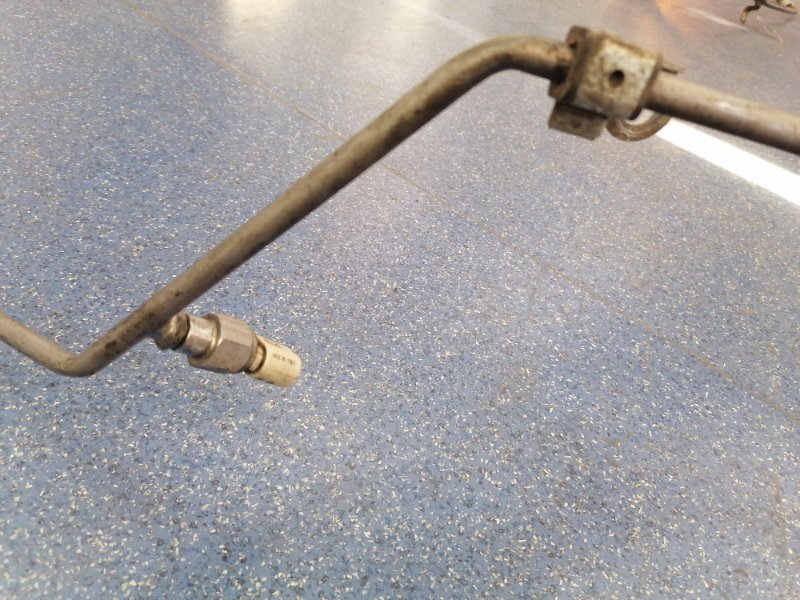 Шланг ( трубка ) гидроусилителя Lada Largus