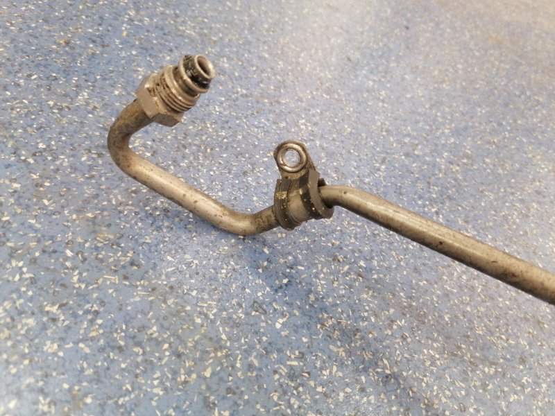 Шланг ( трубка ) гидроусилителя Lada Largus