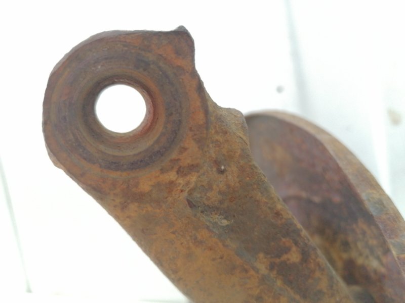 Кулак подвески Volkswagen Transporter T4