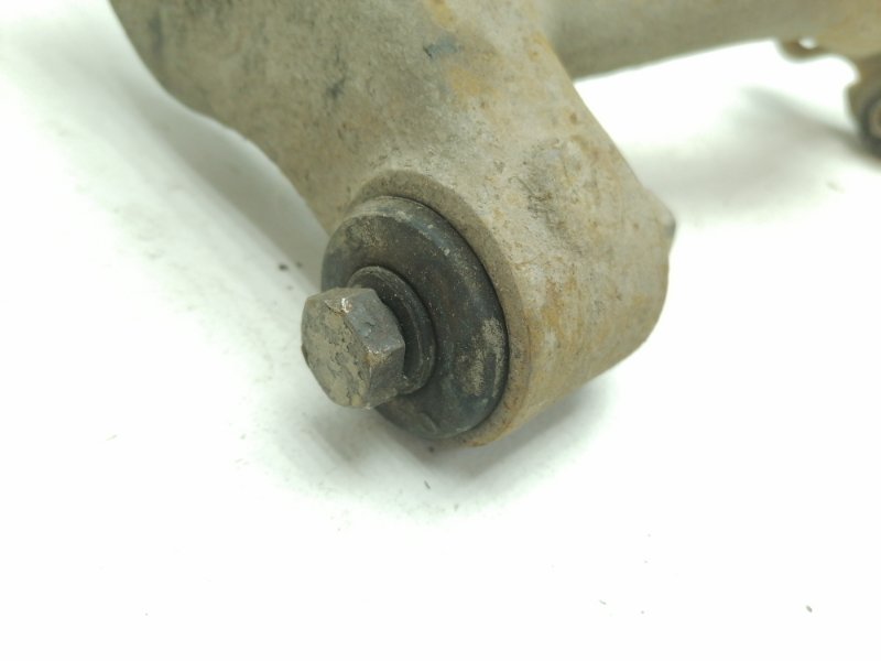 Рычаг подвески верхний Volkswagen Transporter 90-95 T4