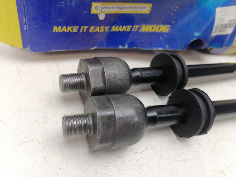 Рулевая тяга Volkswagen Transporter T4