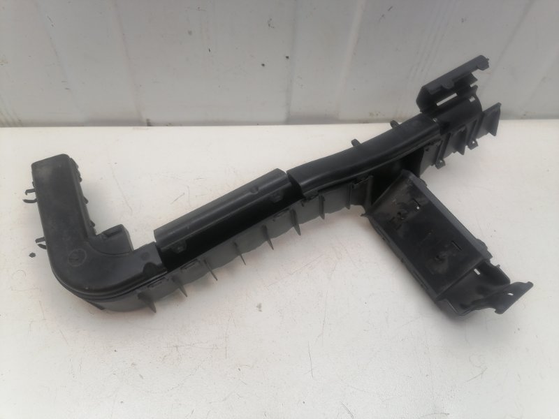 Крепление проводки Ford Focus 3