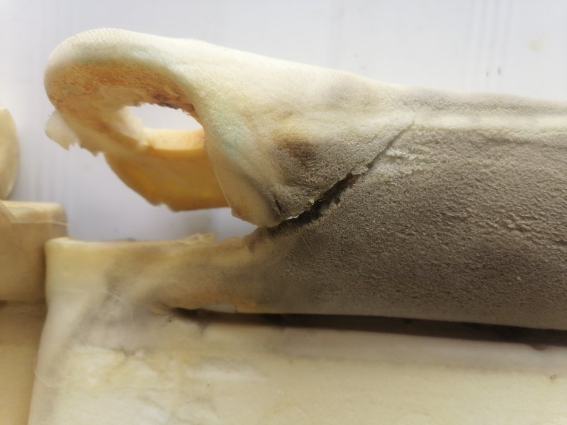 Обшивка сиденья Lada Largus 2020