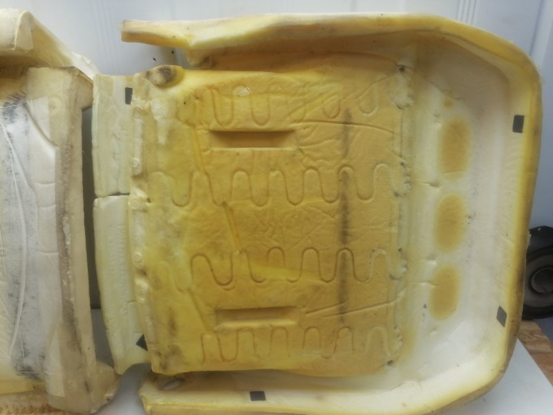 Обшивка сиденья Lada Largus 2020