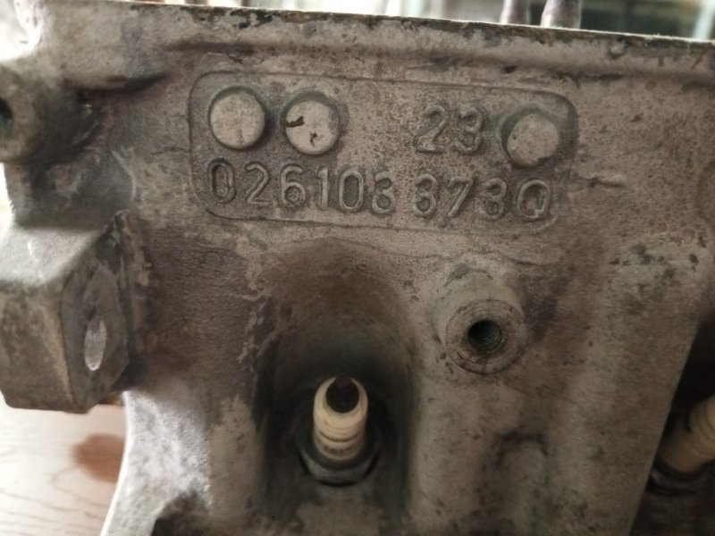 Головка блока цилиндров Audi 100 C3