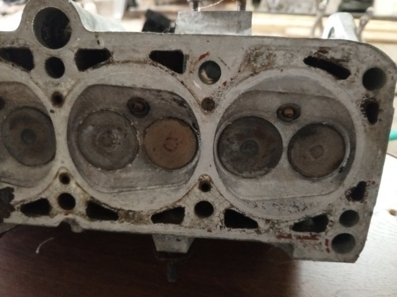 Головка блока цилиндров Audi 100 C3