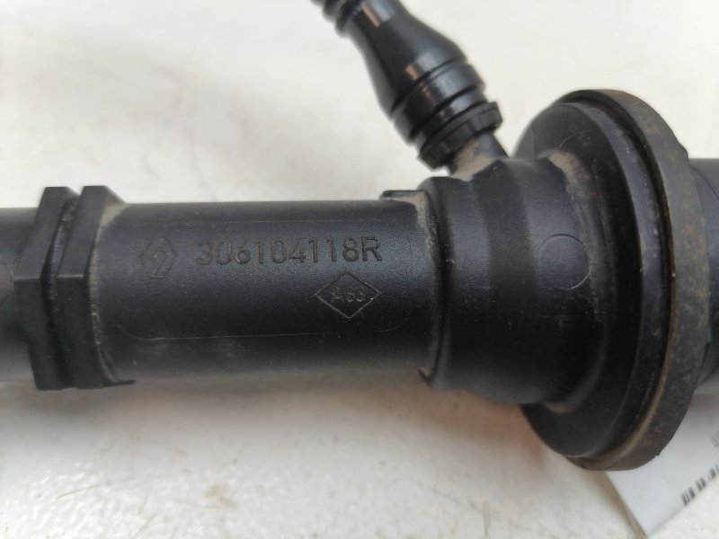 Главный цилиндр сцепления Lada Largus