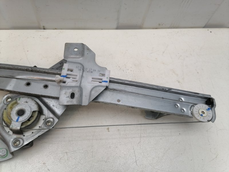 Стеклоподъемник Lada Largus 2020