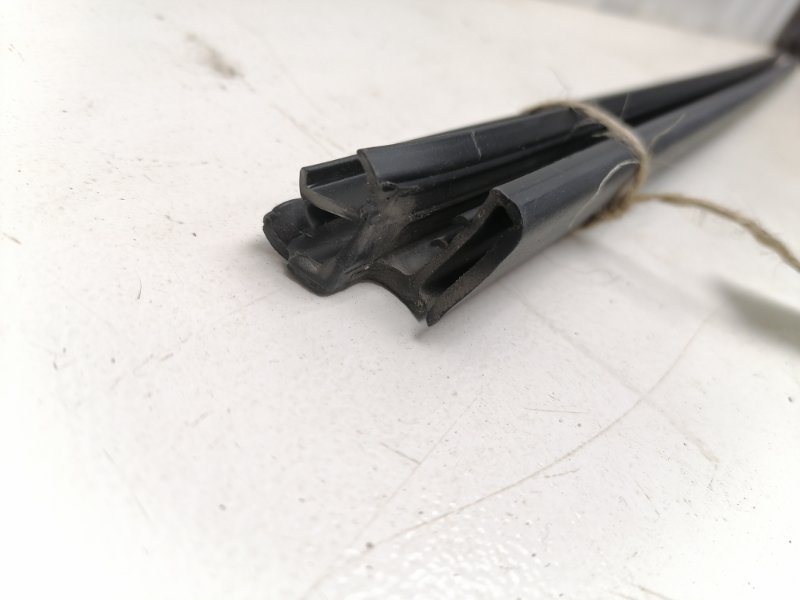 Бархотка внутренняя Lada Largus 2020