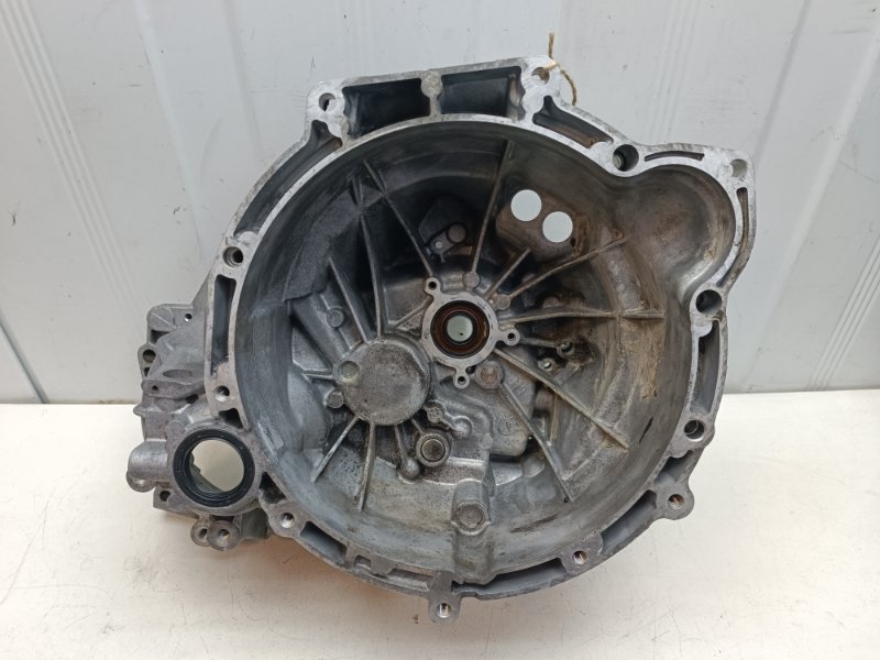 Корпус кпп Ford Focus 2011 3